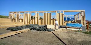 Dřevostavba rodinného domu v CHKO Kokořínsko – konstrukce stěn